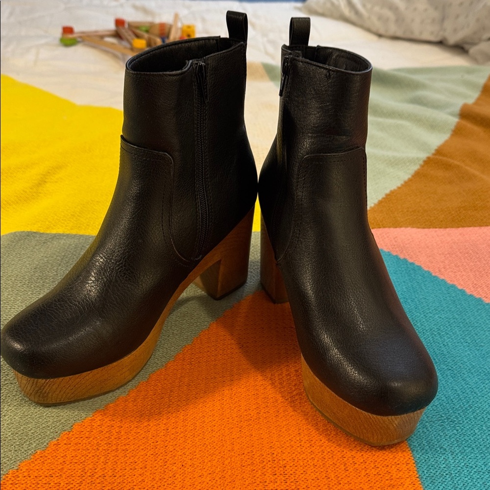 Universal Thread Black Platform Ankle Clog Boots … - image 3
